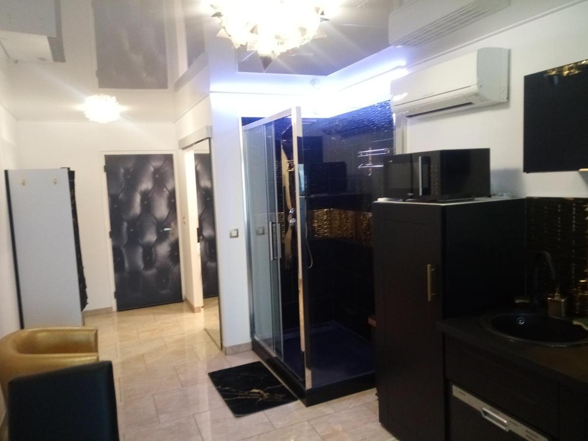 Village Naturiste Le Goldenblack Agde Exterior foto